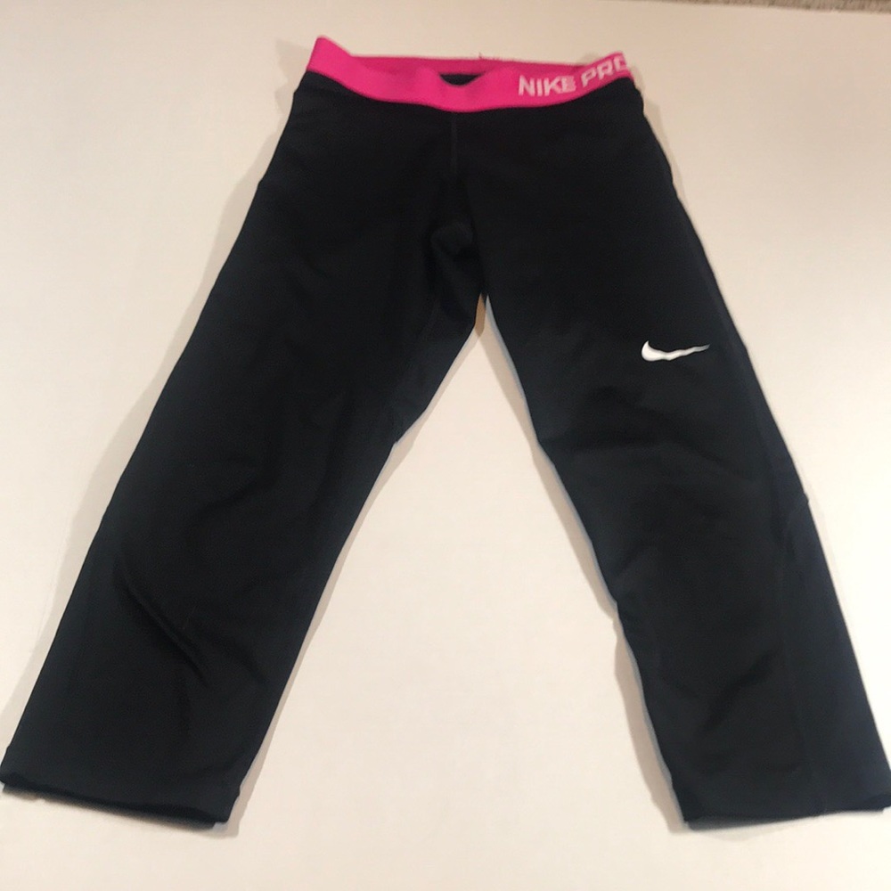 Nike Pro Black & Hot Pink Dri Fit Capri Pants - Picture 3 of 5